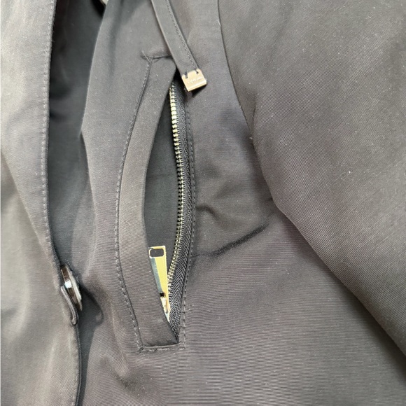 [Massimo Dutti] Black Hooded Puffer Jacket - Picture 10 of 16
